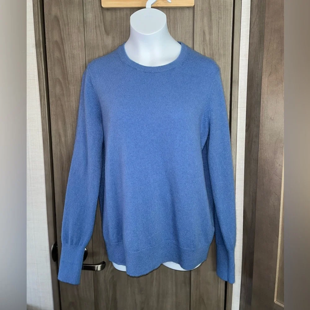 Blue Cashmere Sweater - Picture 5 of 6